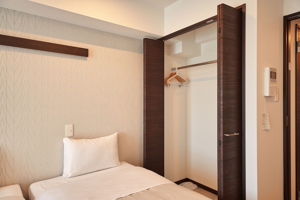 Double Room, Non Smoking - Photo 27