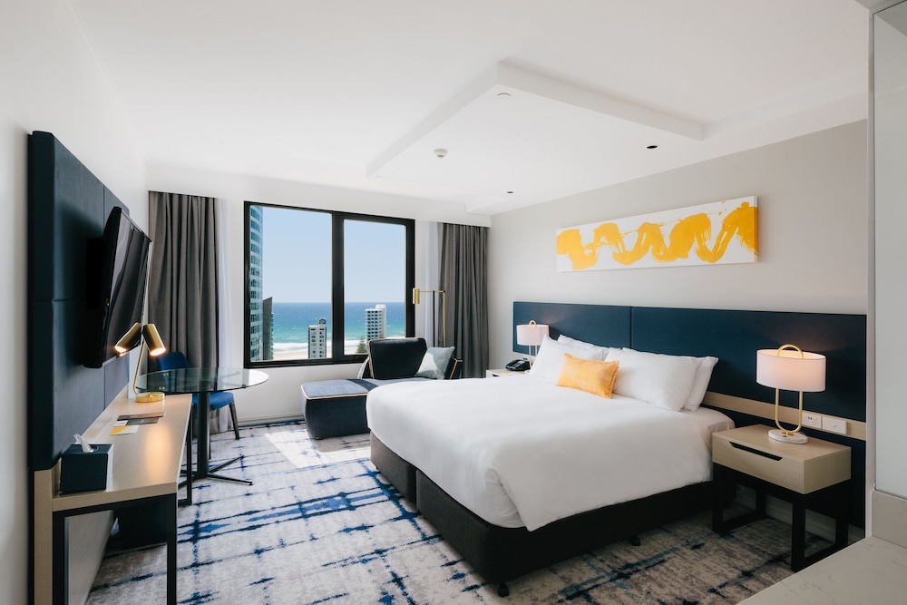 Premium Room, 1 King Bed, Ocean View - Photo 2