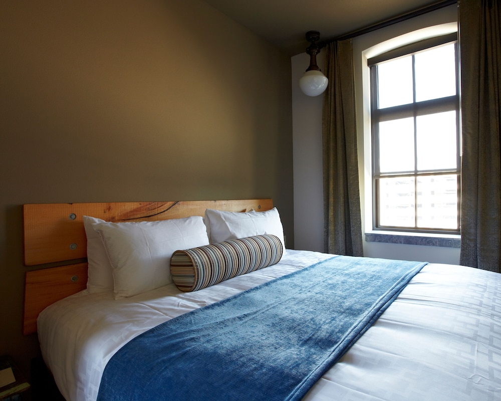 Superior Room, 1 King Bed with Sofa bed photo 2