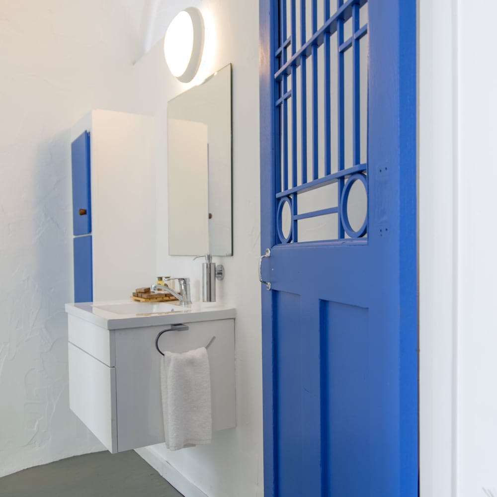 Naxos 2 Bedroom Apartment photo 3