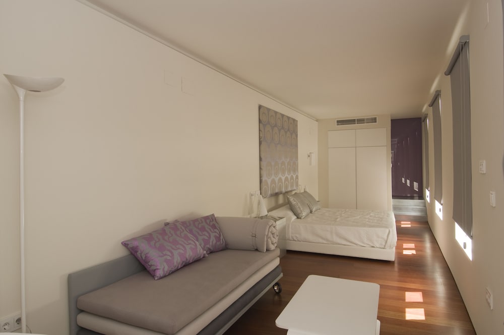 Suite, Patio