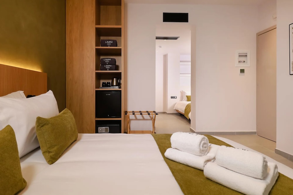 Standard Triple Room photo 1