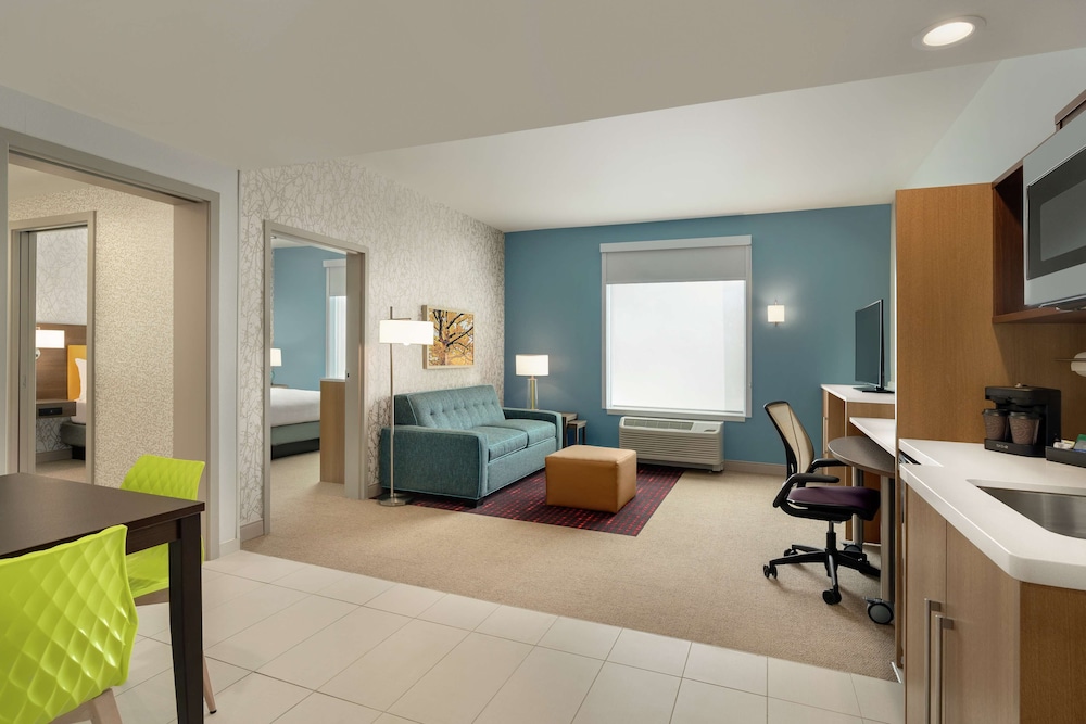 Basic Suite, 1 Bedroom, Non Smoking - Photo 2