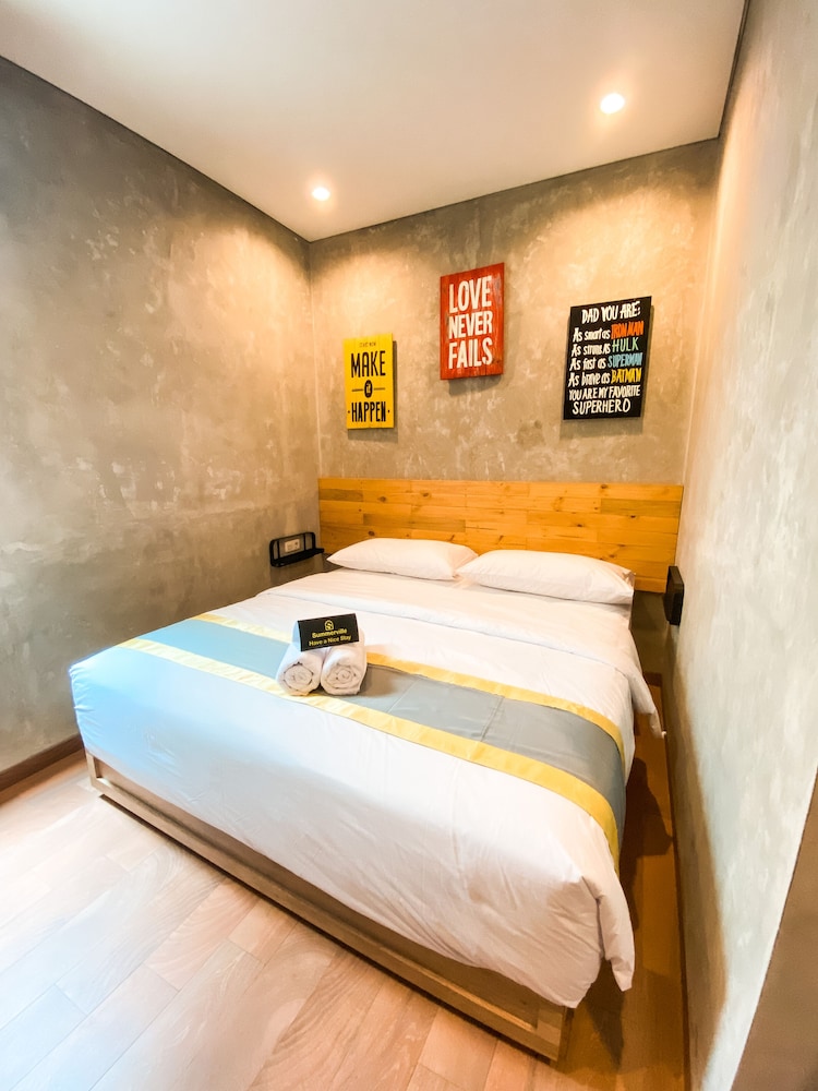 Deluxe Double Room - Photo 17