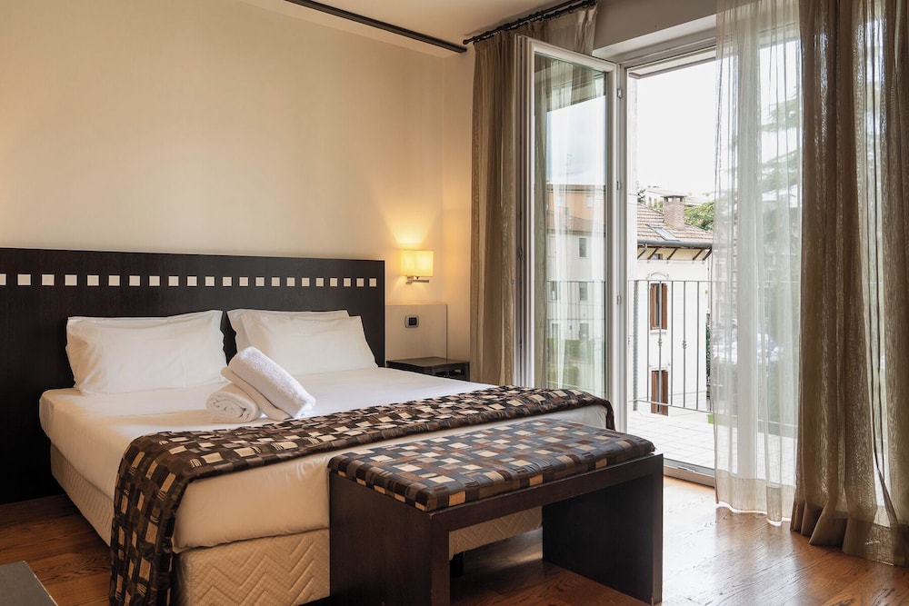 Superior Double Room, Balcony photo 3