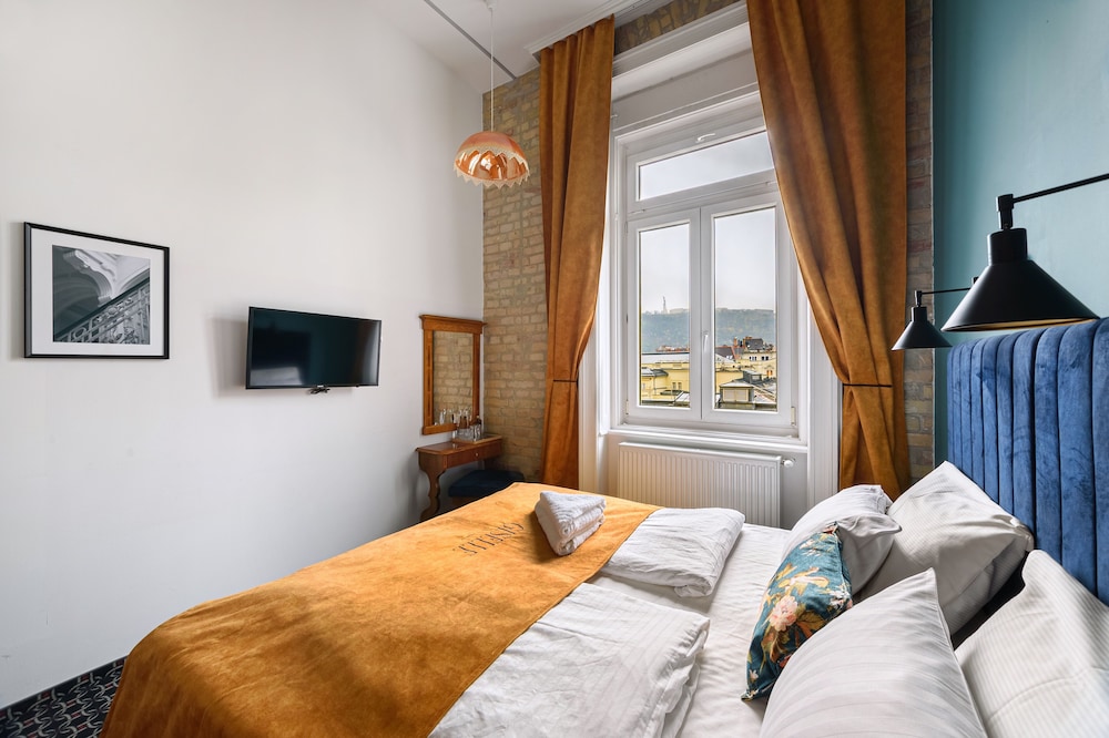 Standard Double Room, City View