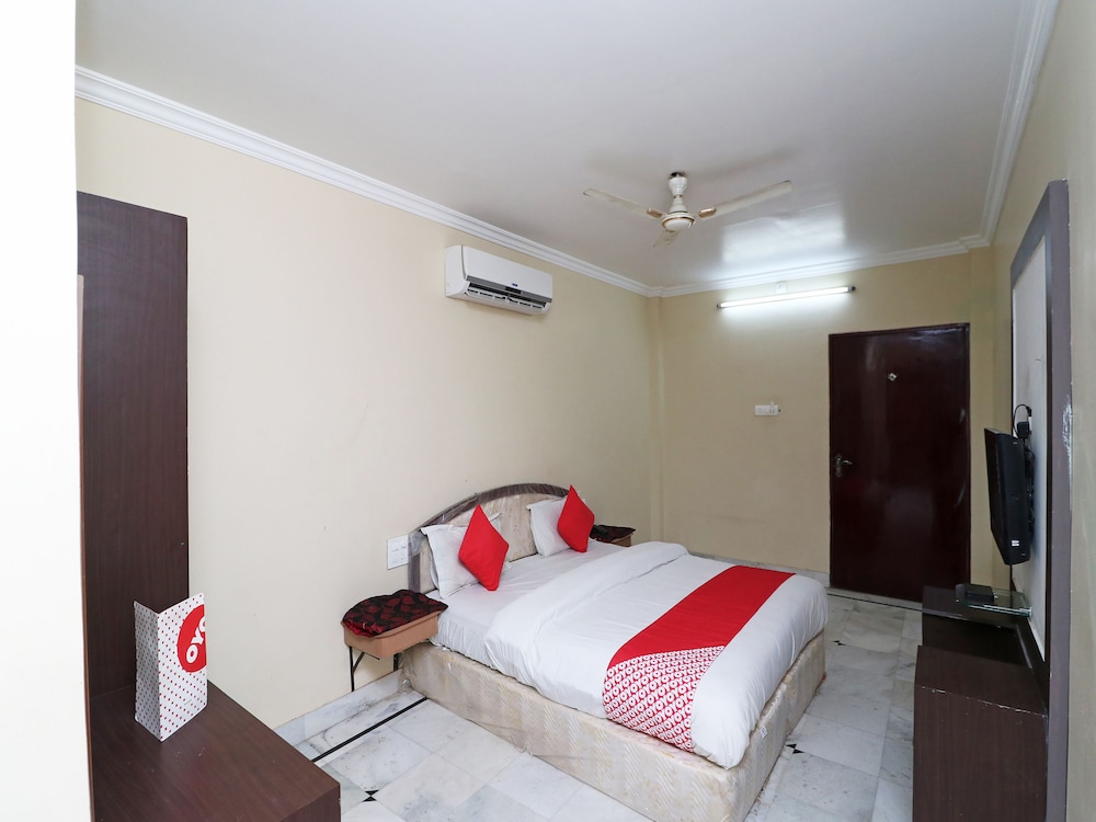 Deluxe Double Or Twin Room, 1 King Bed photo 2