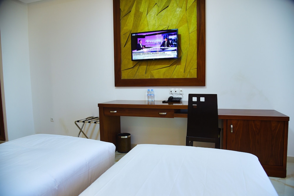 Classic Twin Room - Photo 9