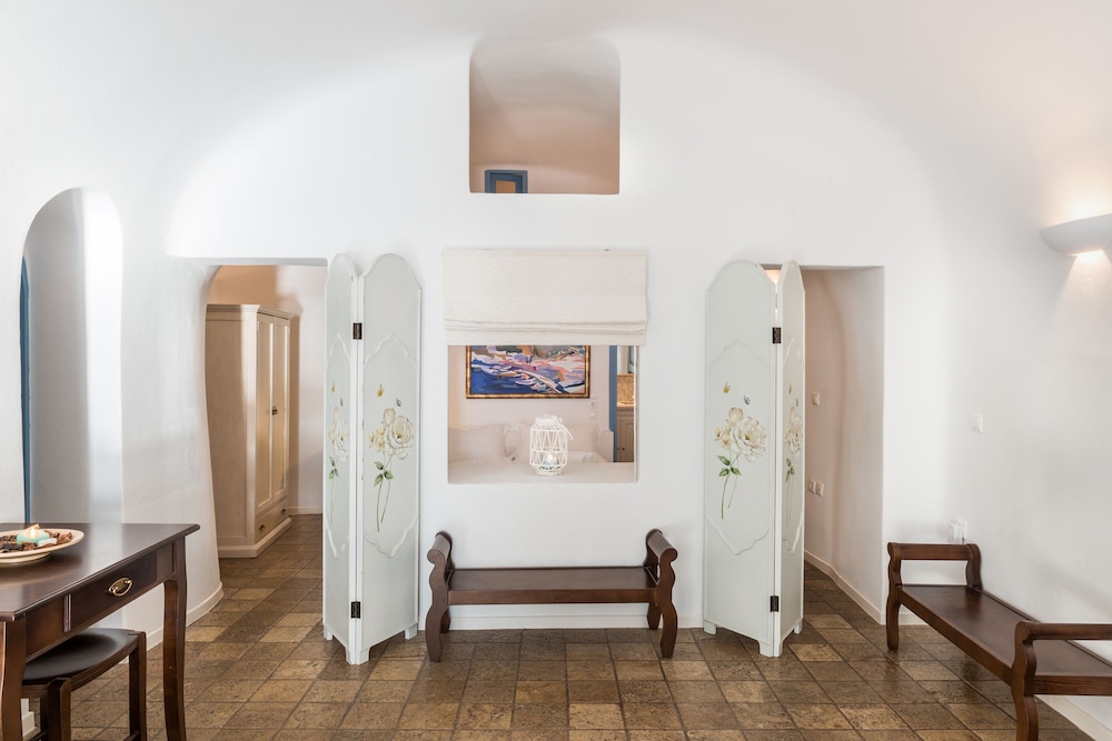 Executive Suite with Caldera View - Photo 8