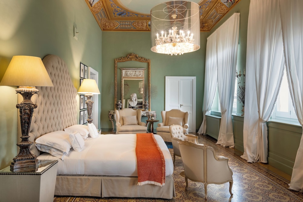 Royal Suite photo 1