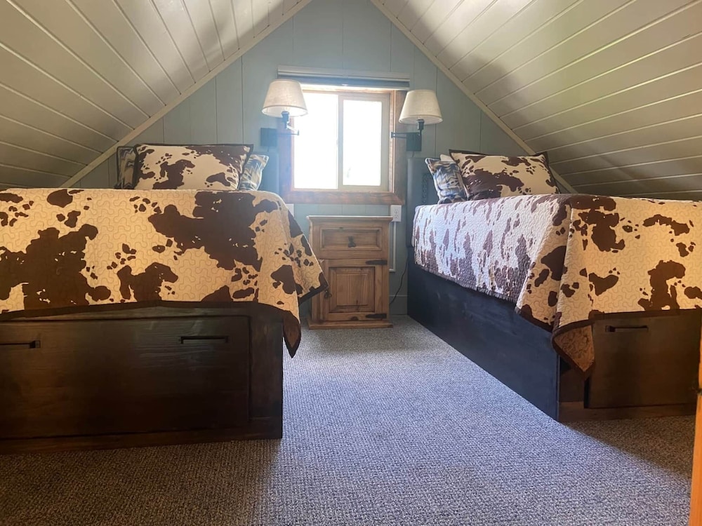 Deluxe Cabin photo 2