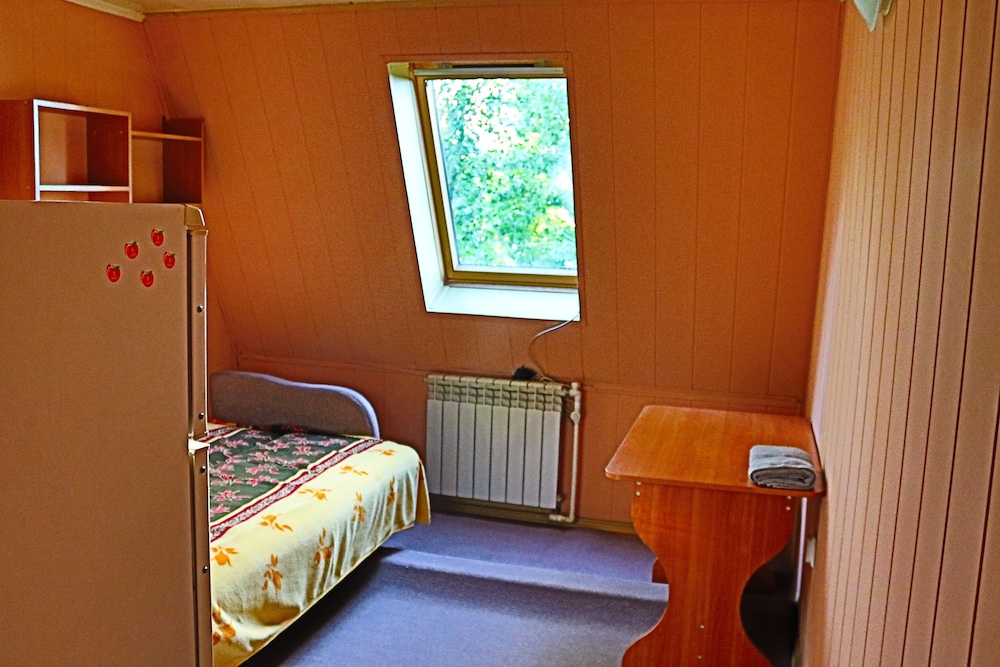 Standard Double Room, Private Bathroom photo 2
