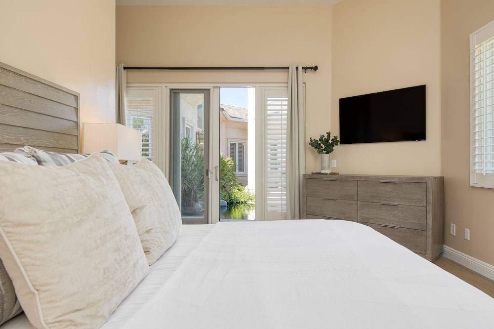 Villa (Multiple Bedrooms)