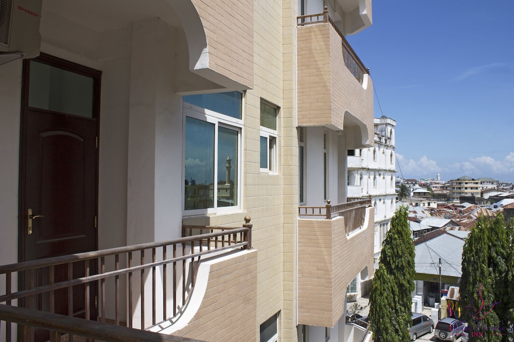 Apartment, 1 Bedroom - City View photo 3