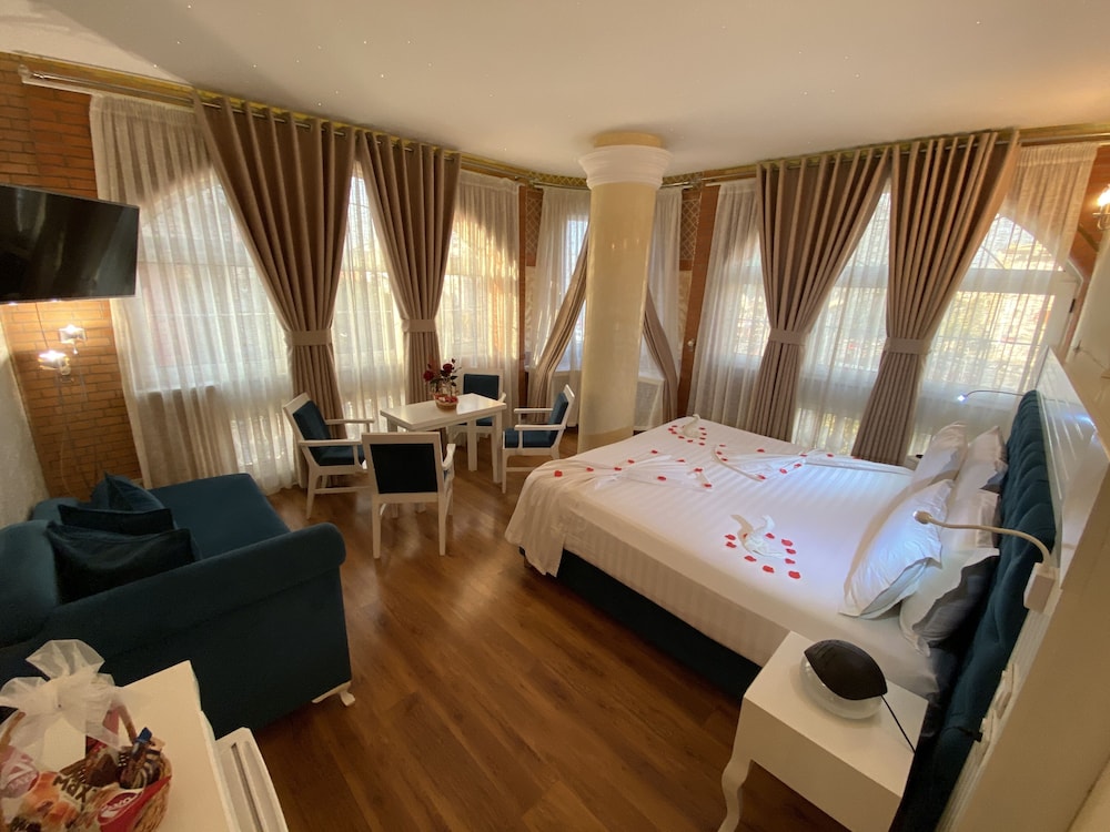 Luxury Double Room, Non Smoking, City View