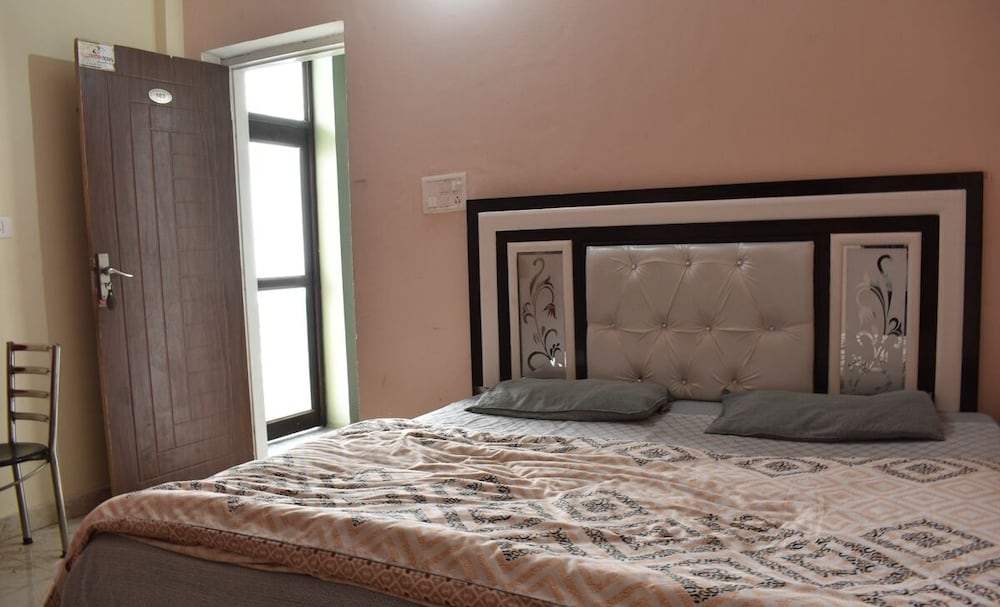 Standard Room photo 3