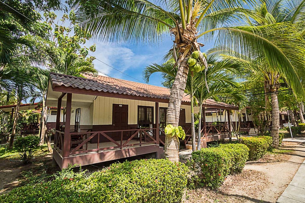 Superior Bungalow photo 3