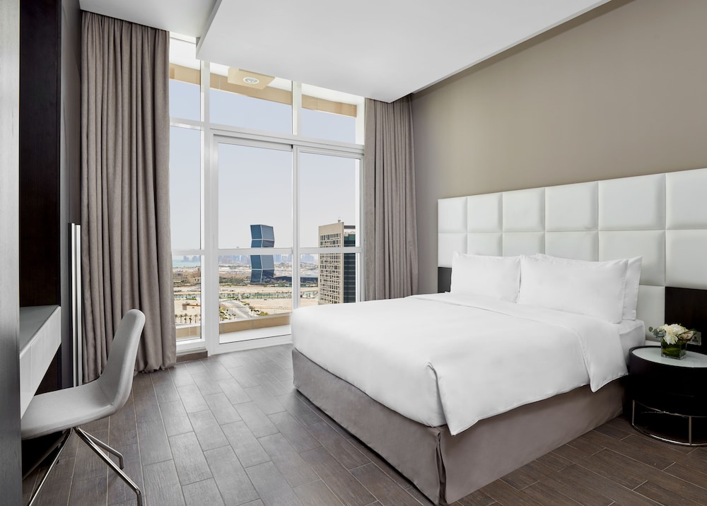 Suite, Multiple Beds, Kitchen photo 2