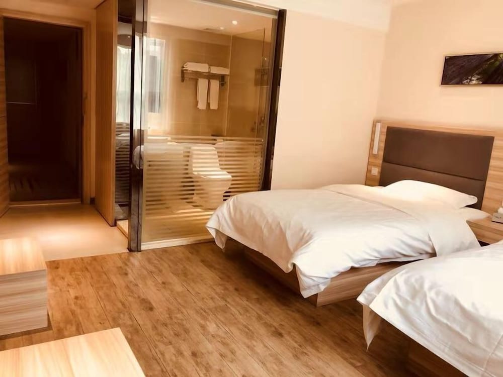 Business Twin Room photo 2