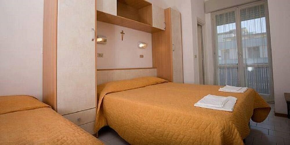 Triple Room photo 2