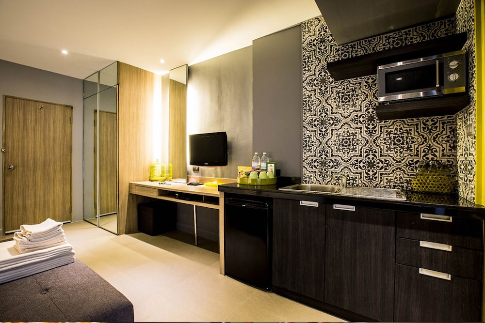 Deluxe Twin Room with Free Minibar photo 1