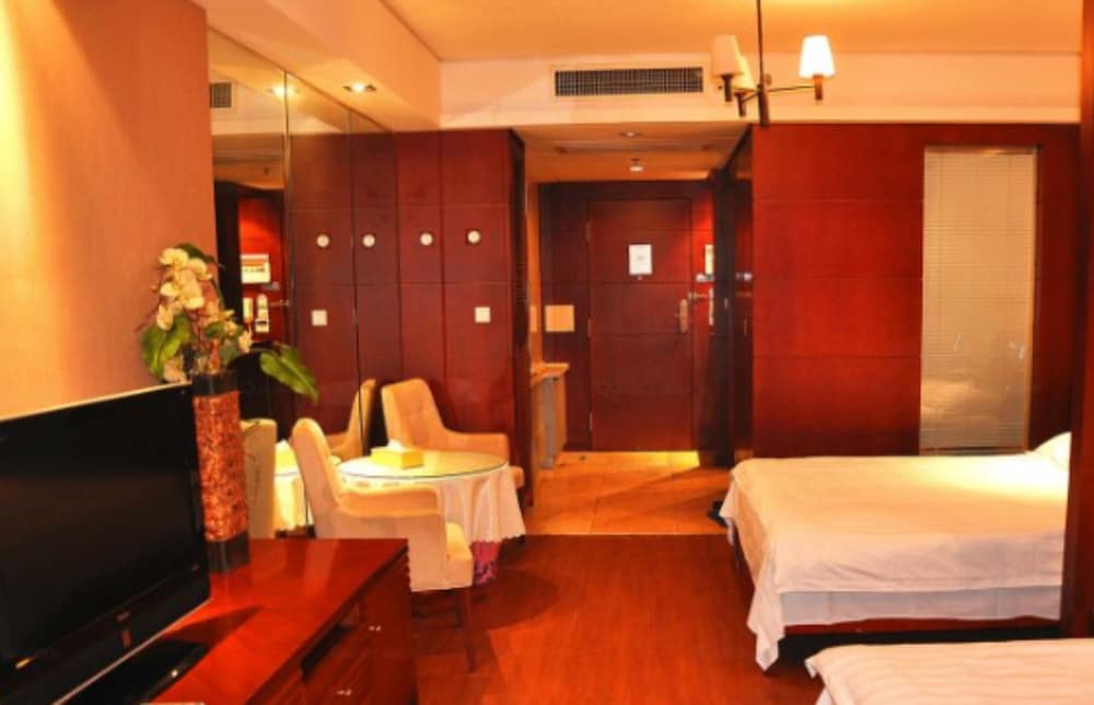 Deluxe Twin Room photo 2