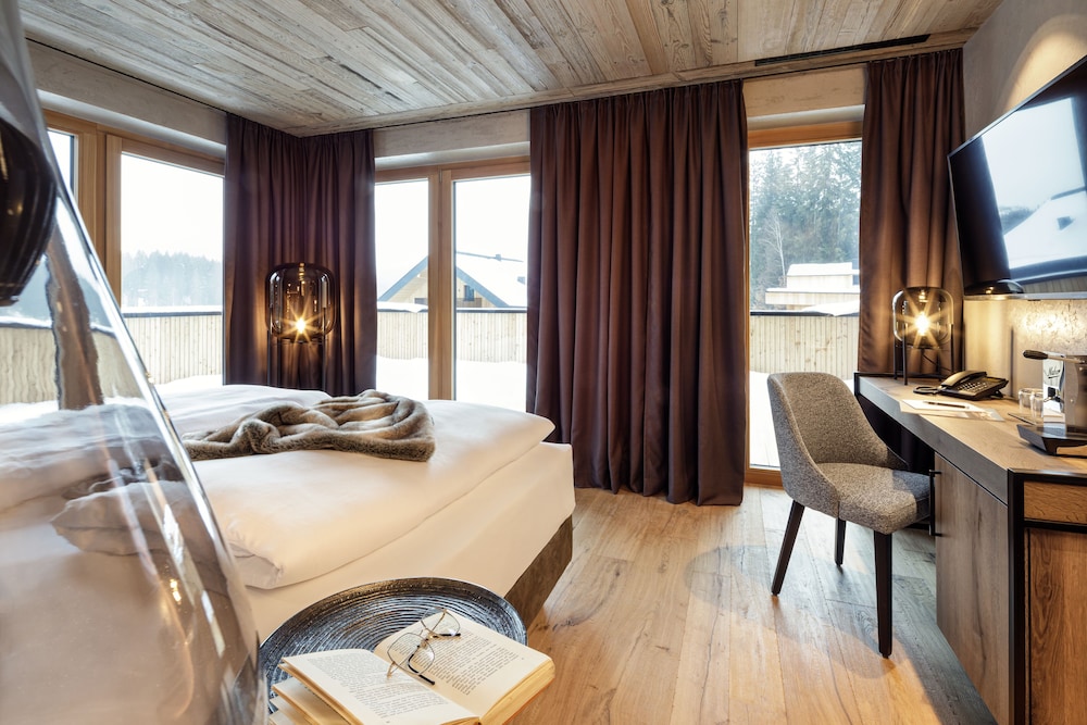 Suite photo 1