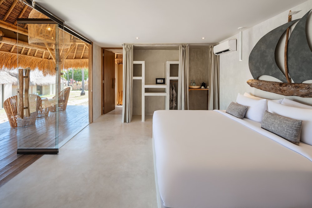 Coconut Grove Plunge Villa - Photo 3