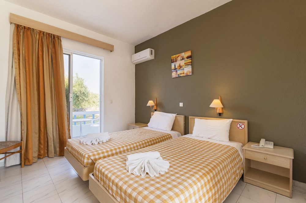 Double or Twin Room, 1 Bedroom, Garden View photo 1