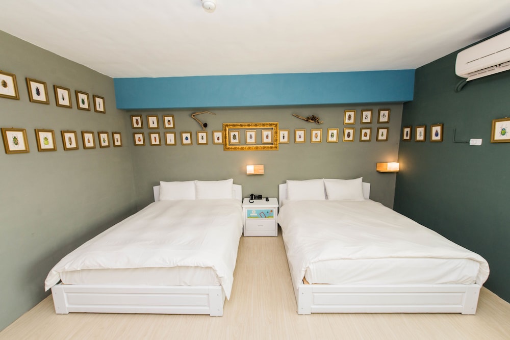 Family Quadruple Room, 2 Double Beds photo 3