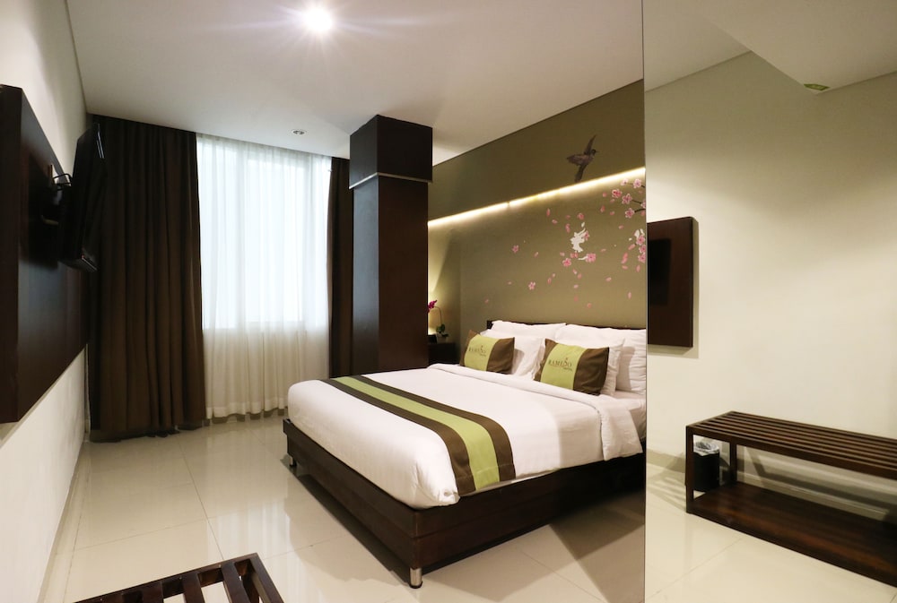 Superior Double or Twin Room photo 3