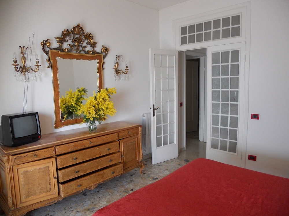Apartment, 1 Bedroom, Smoking, Balcony