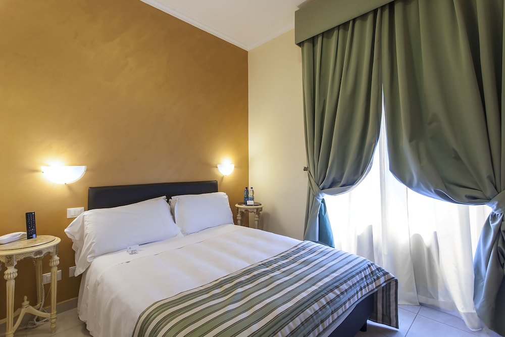 Single Room photo 1