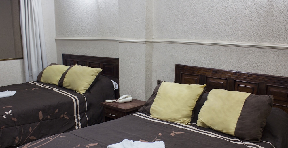 Economy Double Room photo 3