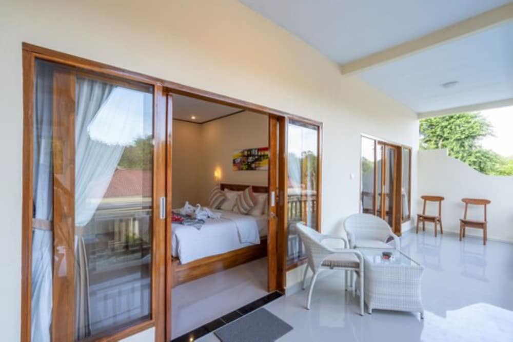 Double Room, Pool View, Poolside photo 1