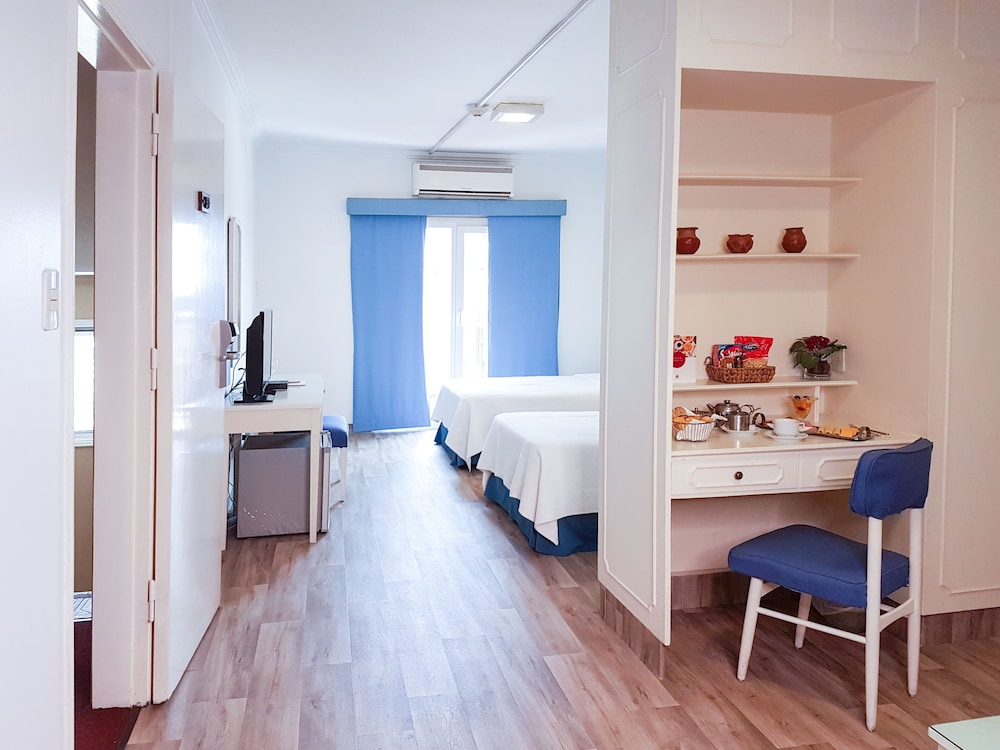 Double Room - Photo 6