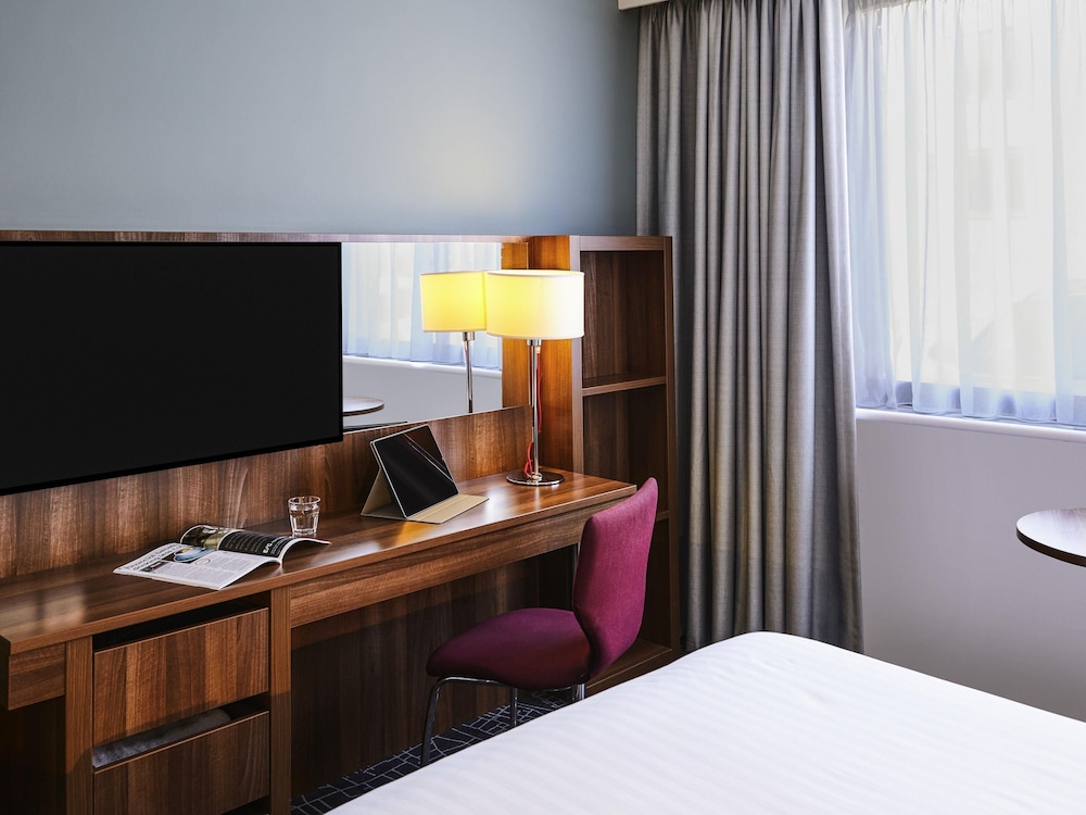 Room, 1 Double Bed, Accessible (Accessible) - Photo 1