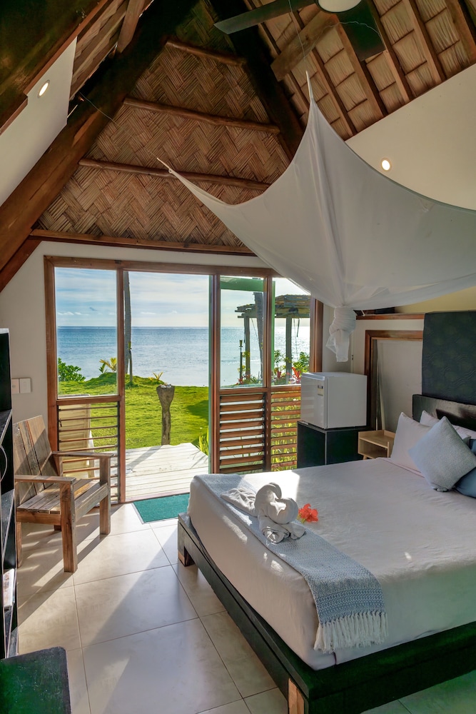 Beachfront Bure photo 9