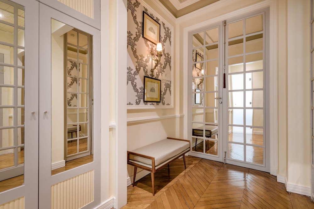 Presidential Suite, 1 King Bed, Garden View