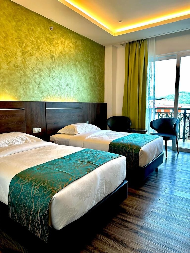 Premier Twin Room