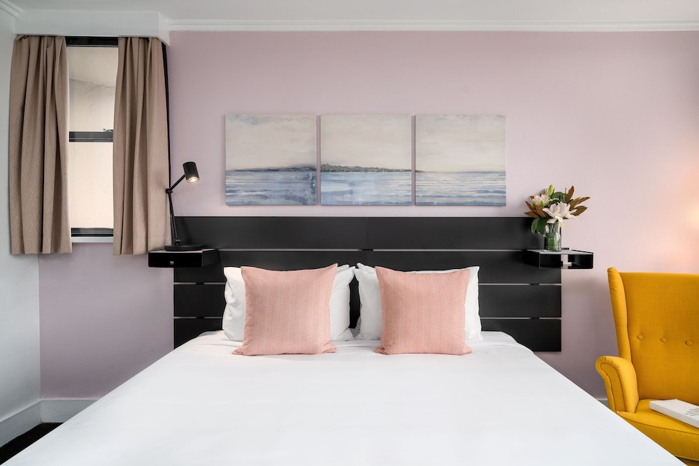 Superior Room - Photo 5