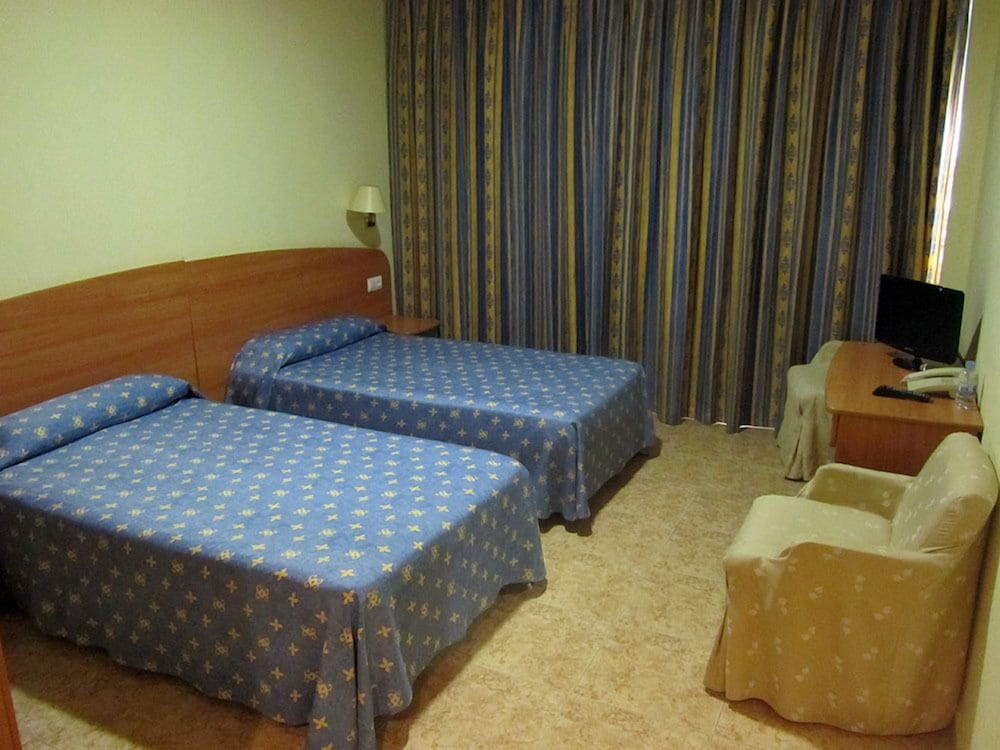 Habitación Doble o con Dos Camas
