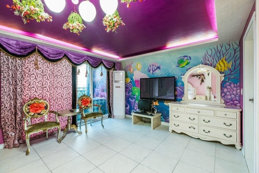 Room (Momo(Monica)) - Photo 5