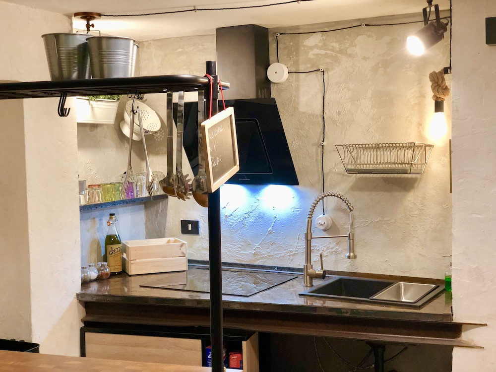 Exclusive Apartment, Private Bathroom, Courtyard View (Casa Estia)