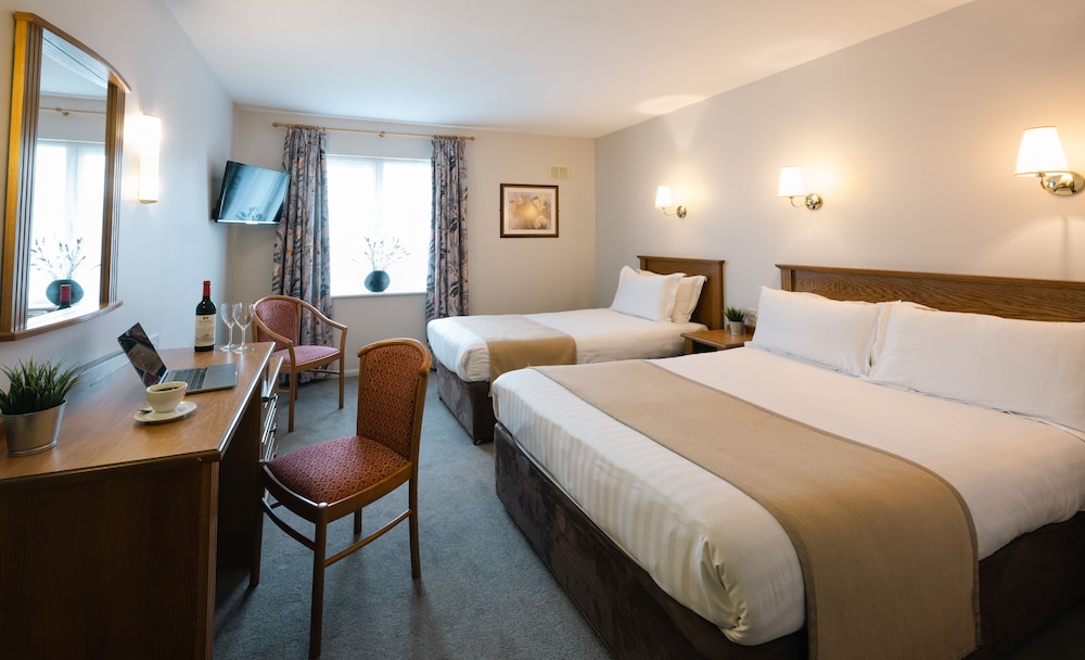 Standard Double or Twin Room photo 1