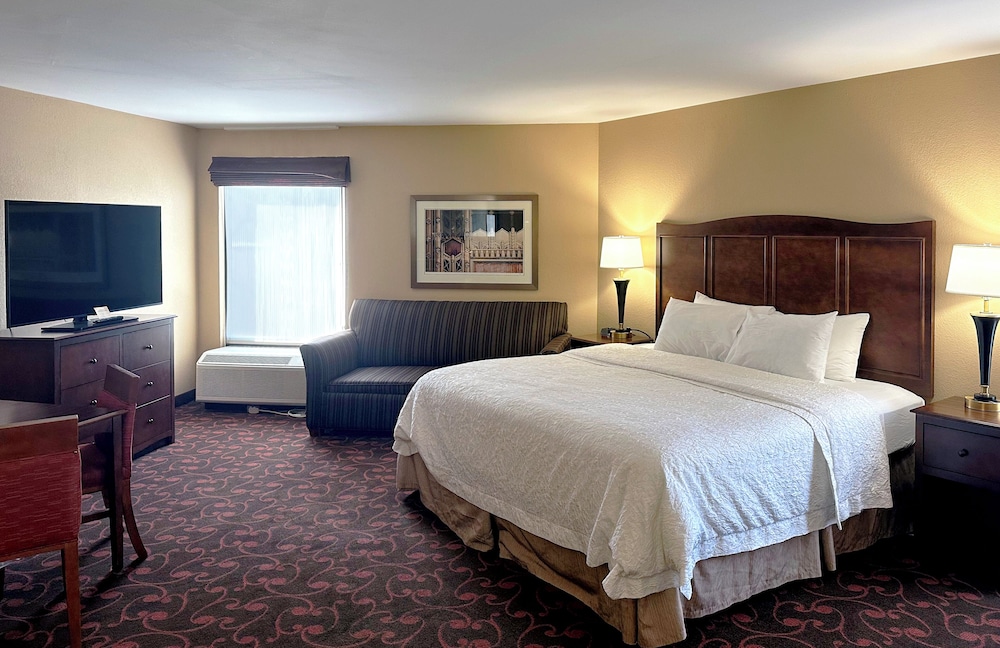 2 King Beds Family Suite photo 1