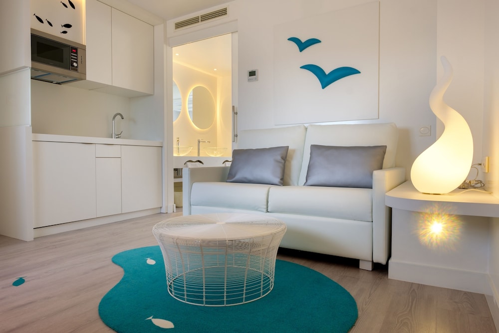 Deluxe Apartment, Balcony (2 persons) photo 3