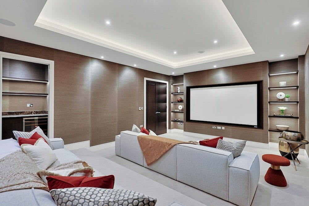 House, Smoking