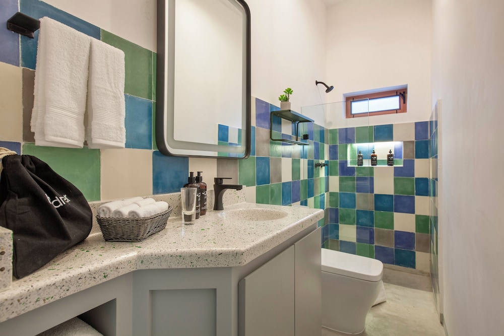 Deluxe Suite photo 3