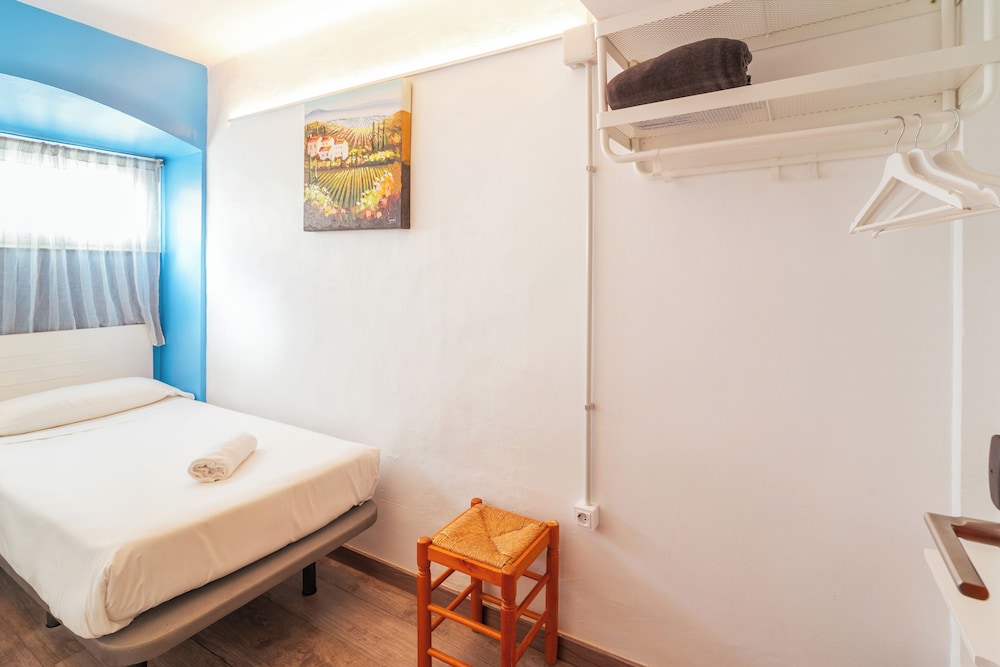 Basic Single Room